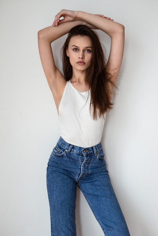 REVS model - WIKTORIA PRZYBYLSKA